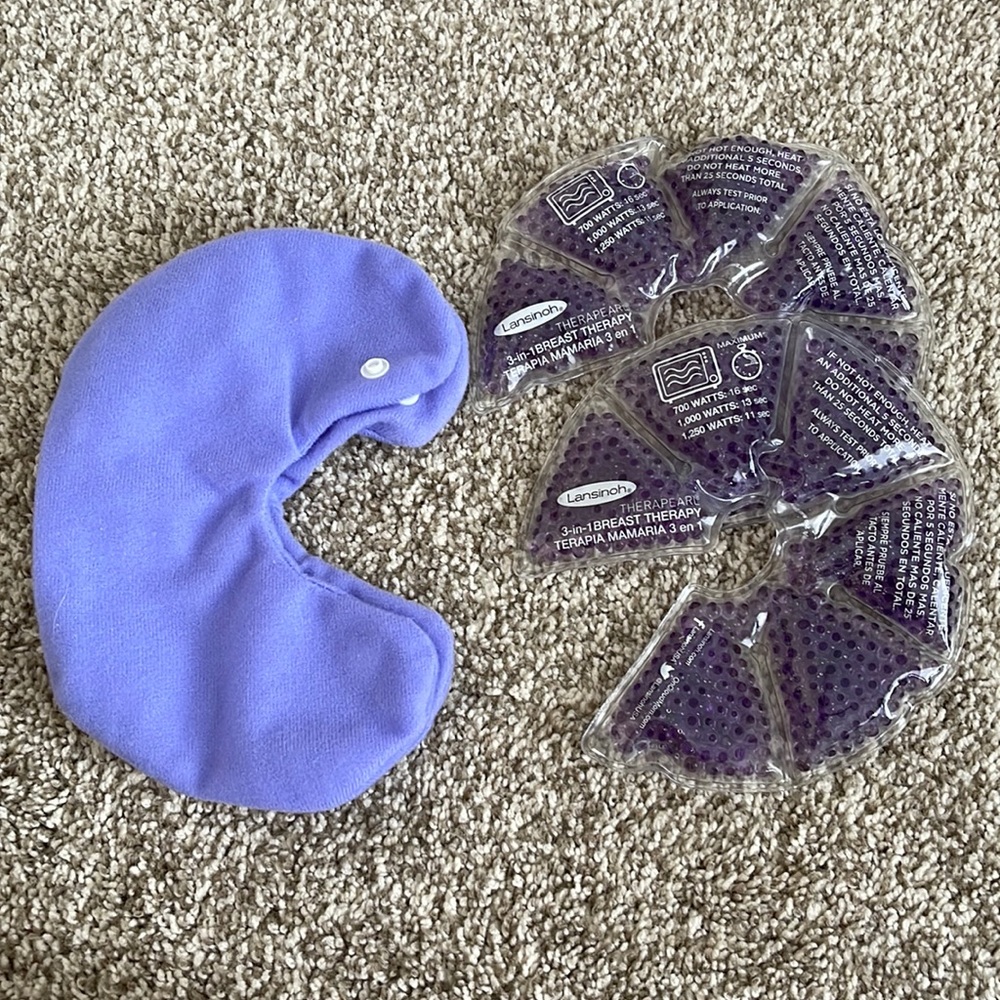 COPY - NWOT Lansinoh Breast Therapy Packs